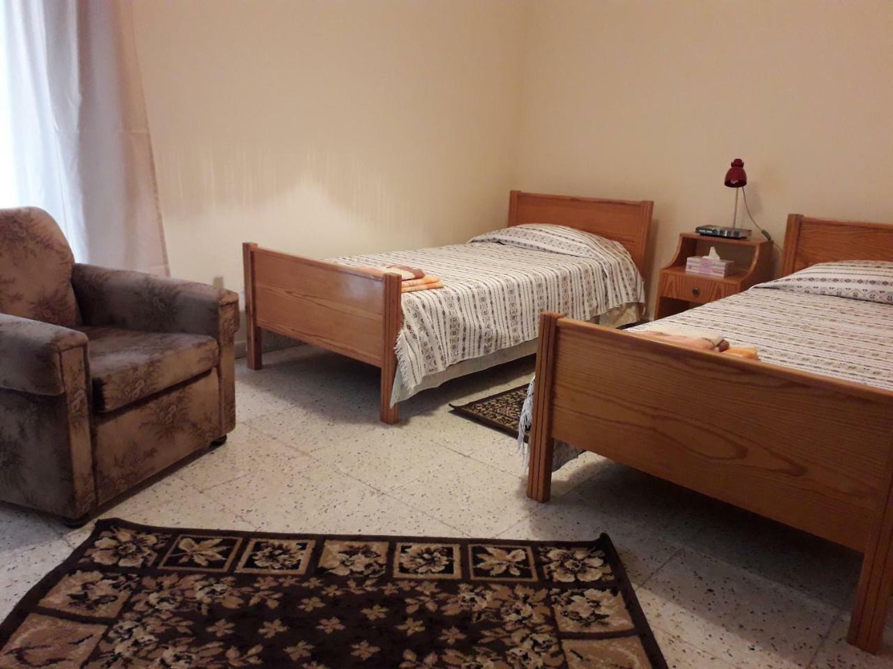 Chariandry Court Apartman Piszúri Kültér fotó